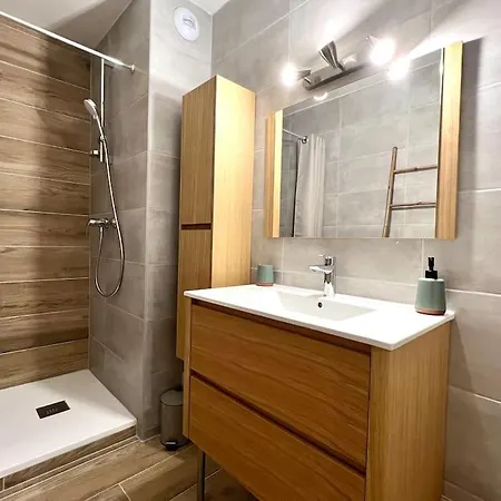 Le Saint-jalmes P2 + Parking Апартаменты *