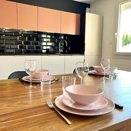 Апартаменты Le Saint-jalmes P2 + Parking