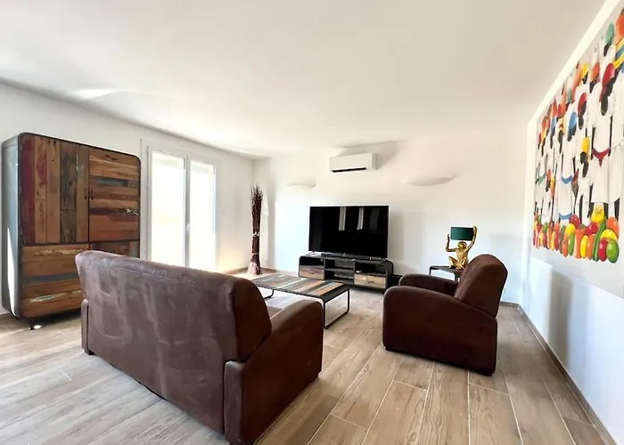 Le Saint-jalmes P2 + Parking Nîmes