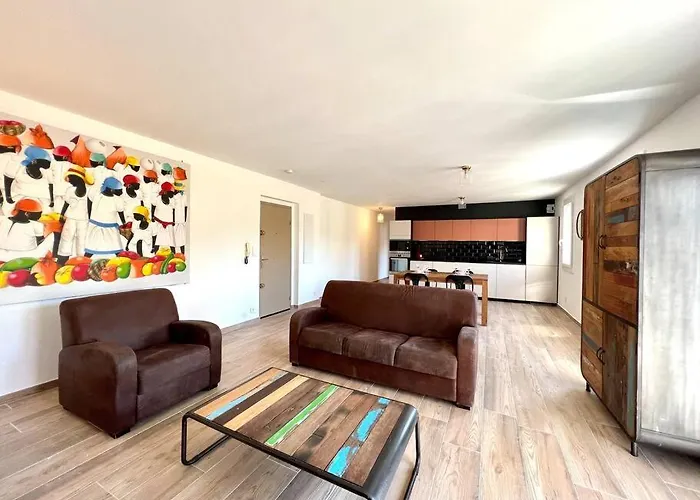 Le Saint-jalmes P2 + Parking *